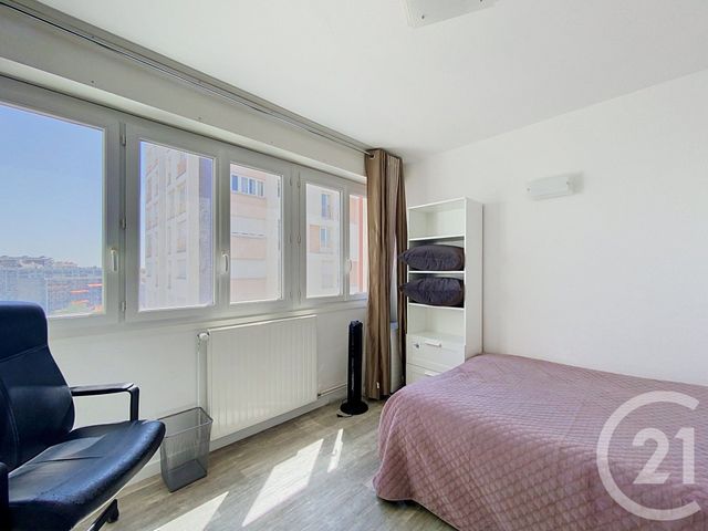 Appartement F3 à louer - 3 pièces - 67.74 m2 - CLERMONT FERRAND - 63 - AUVERGNE - Century 21 Stéphane Roume Immobilier