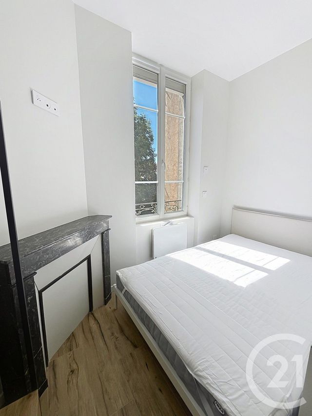 Appartement Studio à louer - 1 pièce - 23.84 m2 - CLERMONT FERRAND - 63 - AUVERGNE - Century 21 Stéphane Roume Immobilier