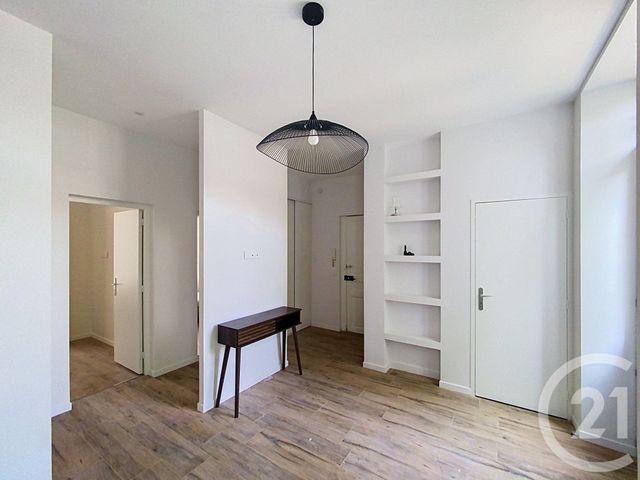 Appartement F3 à louer - 3 pièces - 48.28 m2 - CLERMONT FERRAND - 63 - AUVERGNE - Century 21 Stéphane Roume Immobilier