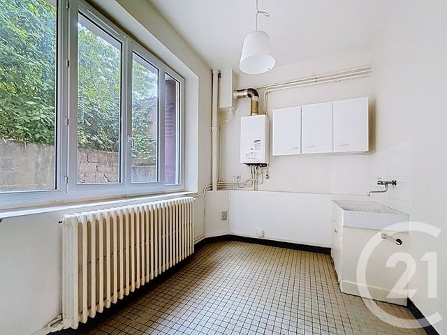 Appartement F1 à vendre - 1 pièce - 44.45 m2 - CLERMONT FERRAND - 63 - AUVERGNE - Century 21 Stéphane Roume Immobilier
