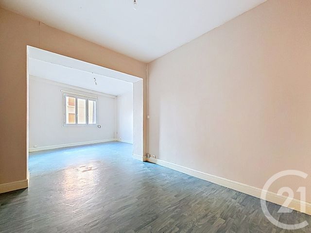 Appartement F1 à vendre - 1 pièce - 44.45 m2 - CLERMONT FERRAND - 63 - AUVERGNE - Century 21 Stéphane Roume Immobilier