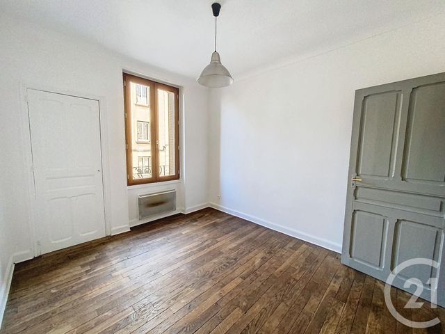 Appartement F3 à louer - 3 pièces - 77.08 m2 - CLERMONT FERRAND - 63 - AUVERGNE - Century 21 Stéphane Roume Immobilier