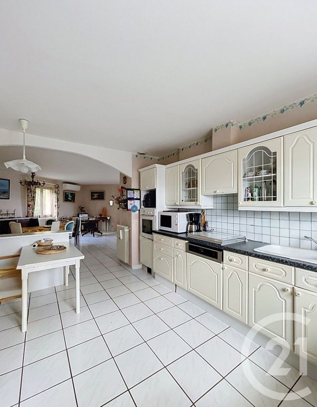maison à vendre - 8 pièces - 218.94 m2 - AUBIERE - 63 - AUVERGNE - Century 21 Stéphane Roume Immobilier