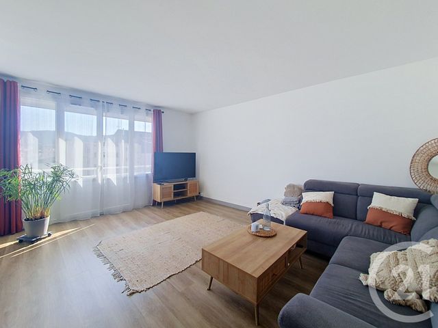Appartement F4 à vendre - 4 pièces - 74.2 m2 - CLERMONT FERRAND - 63 - AUVERGNE - Century 21 Stéphane Roume Immobilier