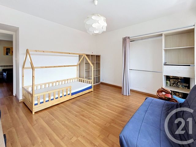 Appartement F3 à louer - 3 pièces - 62.53 m2 - CLERMONT FERRAND - 63 - AUVERGNE - Century 21 Stéphane Roume Immobilier