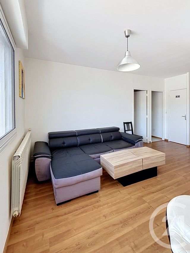 Appartement F3 à louer - 3 pièces - 62.53 m2 - CLERMONT FERRAND - 63 - AUVERGNE - Century 21 Stéphane Roume Immobilier