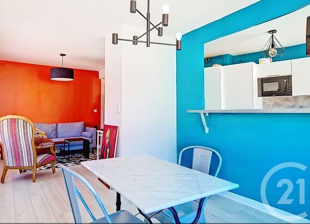 Appartement F2 à vendre - 2 pièces - 53.68 m2 - CHAMALIERES - 63 - AUVERGNE - Century 21 Stéphane Roume Immobilier