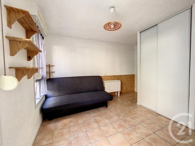 Appartement Studio à louer - 1 pièce - 21.11 m2 - CLERMONT FERRAND - 63 - AUVERGNE - Century 21 Stéphane Roume Immobilier