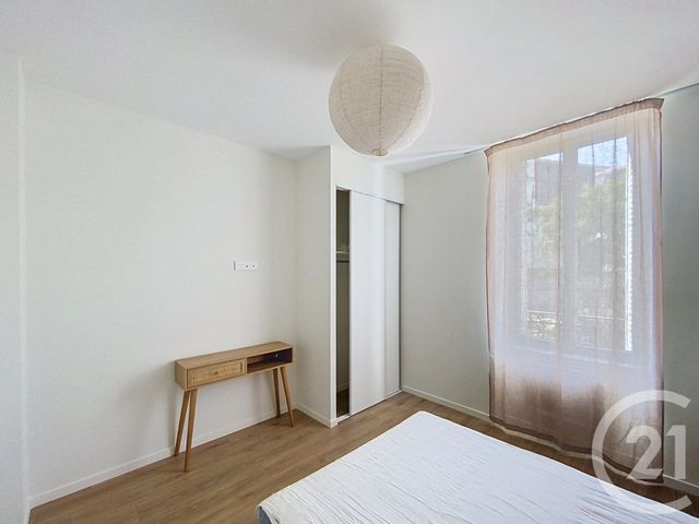 Appartement F3 à louer - 3 pièces - 48.28 m2 - CLERMONT FERRAND - 63 - AUVERGNE - Century 21 Stéphane Roume Immobilier