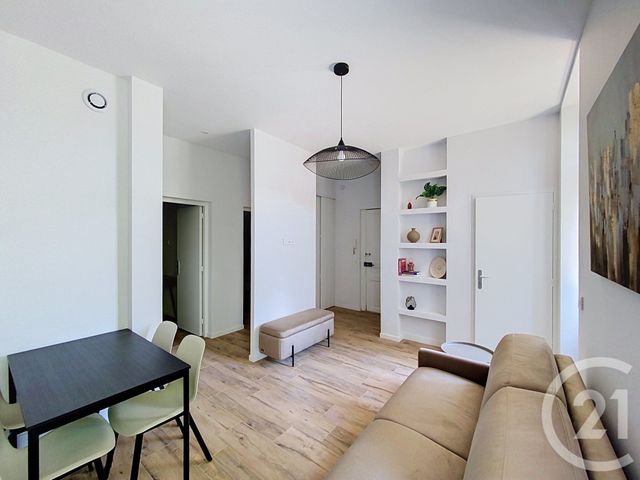 Appartement F3 à louer - 3 pièces - 48.28 m2 - CLERMONT FERRAND - 63 - AUVERGNE - Century 21 Stéphane Roume Immobilier