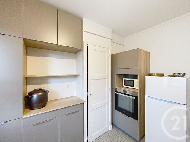 Appartement F3 à louer - 3 pièces - 64.76 m2 - CLERMONT FERRAND - 63 - AUVERGNE - Century 21 Stéphane Roume Immobilier