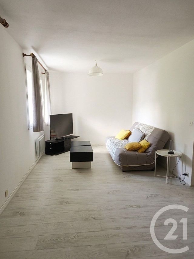 Appartement F3 bis à louer - 3 pièces - 76.59 m2 - CLERMONT FERRAND - 63 - AUVERGNE - Century 21 Stéphane Roume Immobilier