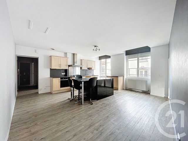 Appartement F3 à vendre - 3 pièces - 83.78 m2 - CLERMONT FERRAND - 63 - AUVERGNE - Century 21 Stéphane Roume Immobilier