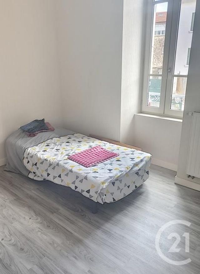 Appartement F3 à louer - 3 pièces - 52.5 m2 - CLERMONT FERRAND - 63 - AUVERGNE - Century 21 Stéphane Roume Immobilier