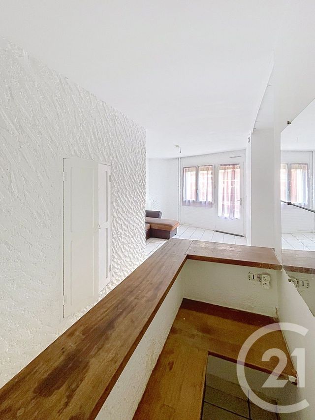entreprise à louer - 38.81 m2 - CLERMONT FERRAND - 63 - AUVERGNE - Century 21 Stéphane Roume Immobilier