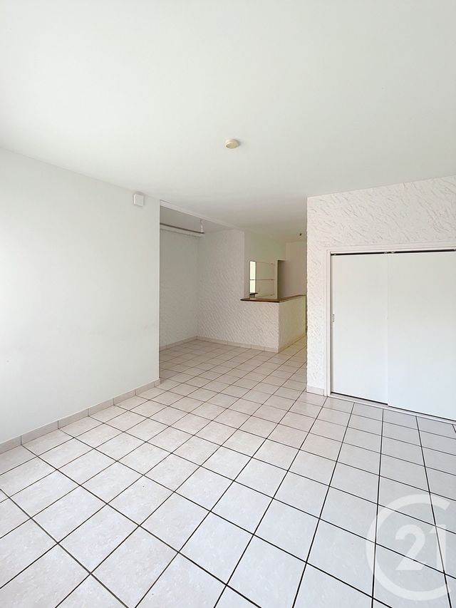 entreprise à louer - 38.81 m2 - CLERMONT FERRAND - 63 - AUVERGNE - Century 21 Stéphane Roume Immobilier