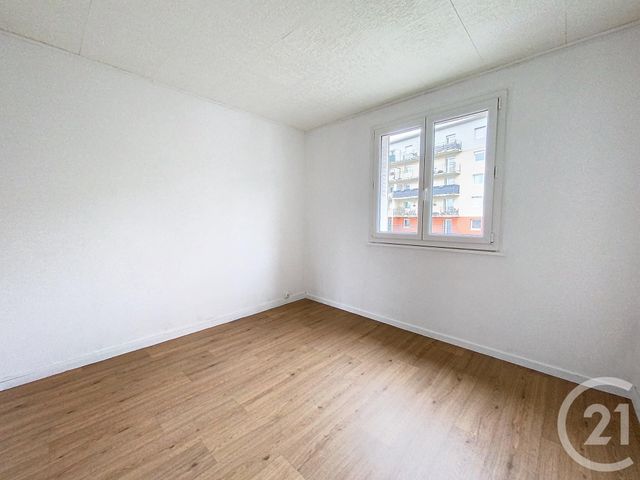 Appartement F3 à louer - 3 pièces - 68.86 m2 - CLERMONT FERRAND - 63 - AUVERGNE - Century 21 Stéphane Roume Immobilier
