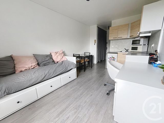 Appartement Studio à louer - 1 pièce - 20.25 m2 - BEAUMONT - 63 - AUVERGNE - Century 21 Stéphane Roume Immobilier
