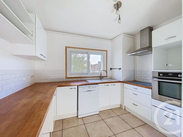 Appartement F3 à louer - 3 pièces - 82.45 m2 - CLERMONT FERRAND - 63 - AUVERGNE - Century 21 Stéphane Roume Immobilier