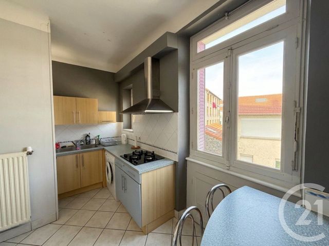 Appartement F3 à louer - 3 pièces - 64.76 m2 - CLERMONT FERRAND - 63 - AUVERGNE - Century 21 Stéphane Roume Immobilier