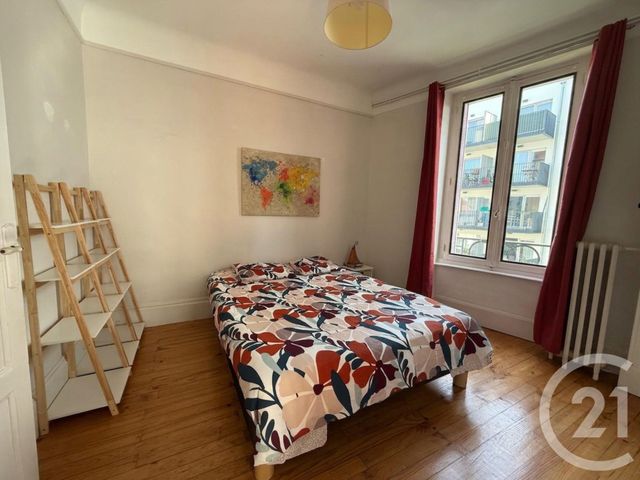 Appartement F3 à louer - 3 pièces - 64.76 m2 - CLERMONT FERRAND - 63 - AUVERGNE - Century 21 Stéphane Roume Immobilier
