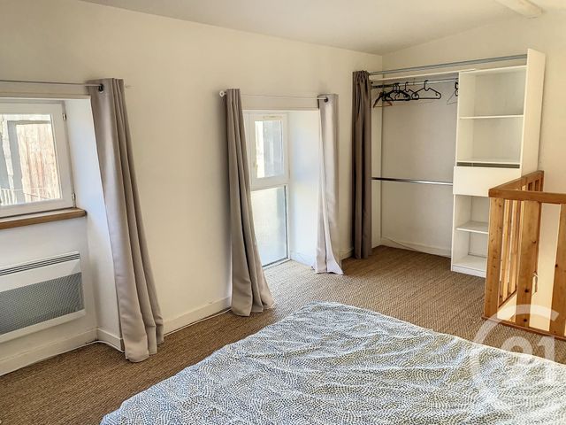 Appartement F2 à louer - 2 pièces - 50.03 m2 - CLERMONT FERRAND - 63 - AUVERGNE - Century 21 Stéphane Roume Immobilier