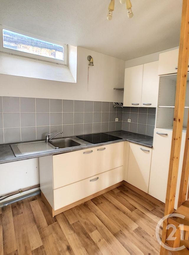 Appartement F2 à louer - 2 pièces - 50.03 m2 - CLERMONT FERRAND - 63 - AUVERGNE - Century 21 Stéphane Roume Immobilier