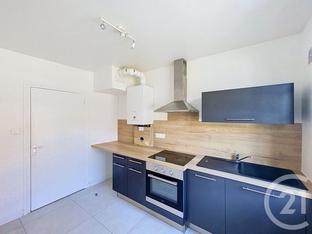 Appartement F3 à louer - 3 pièces - 56.94 m2 - CLERMONT FERRAND - 63 - AUVERGNE - Century 21 Stéphane Roume Immobilier