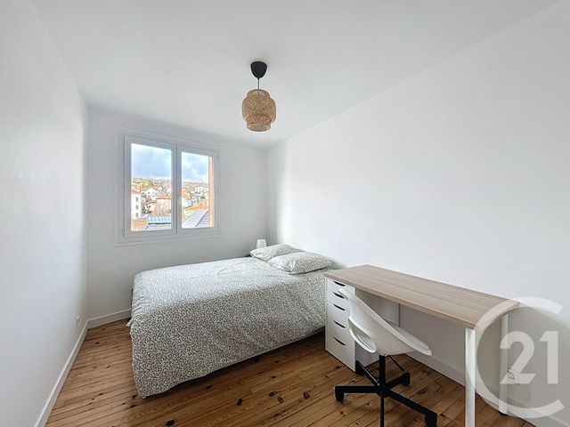 Appartement Chambre à louer - 1 pièce - 22.6 m2 - CLERMONT FERRAND - 63 - AUVERGNE - Century 21 Stéphane Roume Immobilier