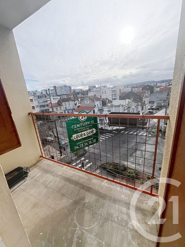 Appartement Chambre à louer - 1 pièce - 22.6 m2 - CLERMONT FERRAND - 63 - AUVERGNE - Century 21 Stéphane Roume Immobilier