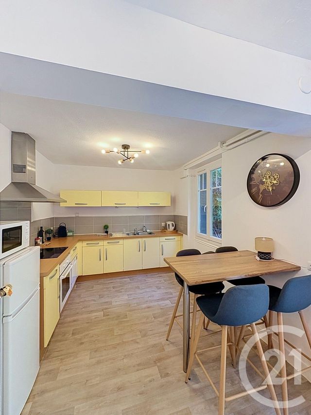 Appartement F1 bis à louer - 2 pièces - 30.19 m2 - CHAMALIERES - 63 - AUVERGNE - Century 21 Stéphane Roume Immobilier