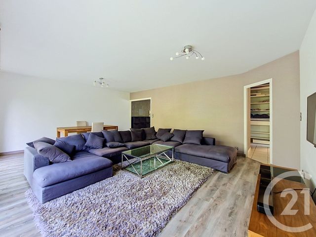 Appartement T4 à vendre - 4 pièces - 96.92 m2 - CLERMONT FERRAND - 63 - AUVERGNE - Century 21 Stéphane Roume Immobilier