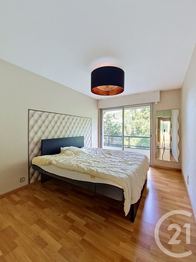 Appartement T4 à vendre - 4 pièces - 96.92 m2 - CLERMONT FERRAND - 63 - AUVERGNE - Century 21 Stéphane Roume Immobilier