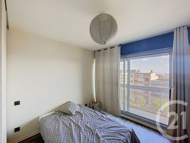 Appartement F2 à louer - 3 pièces - 49.53 m2 - CLERMONT FERRAND - 63 - AUVERGNE - Century 21 Stéphane Roume Immobilier