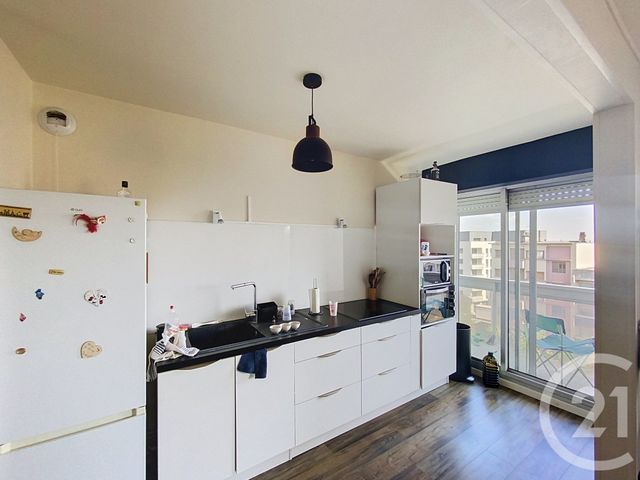 Appartement F2 à louer - 3 pièces - 49.53 m2 - CLERMONT FERRAND - 63 - AUVERGNE - Century 21 Stéphane Roume Immobilier