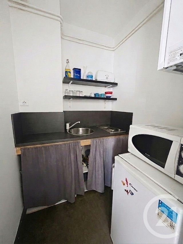 Appartement F1 à louer - 1 pièce - 22.96 m2 - CLERMONT FERRAND - 63 - AUVERGNE - Century 21 Stéphane Roume Immobilier