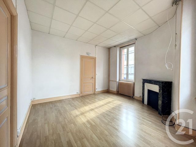 Appartement F2 à louer - 2 pièces - 46.25 m2 - CLERMONT FERRAND - 63 - AUVERGNE - Century 21 Stéphane Roume Immobilier