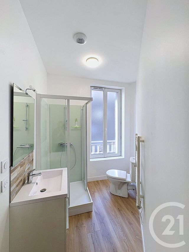Appartement Studio à louer - 1 pièce - 19.35 m2 - CLERMONT FERRAND - 63 - AUVERGNE - Century 21 Stéphane Roume Immobilier