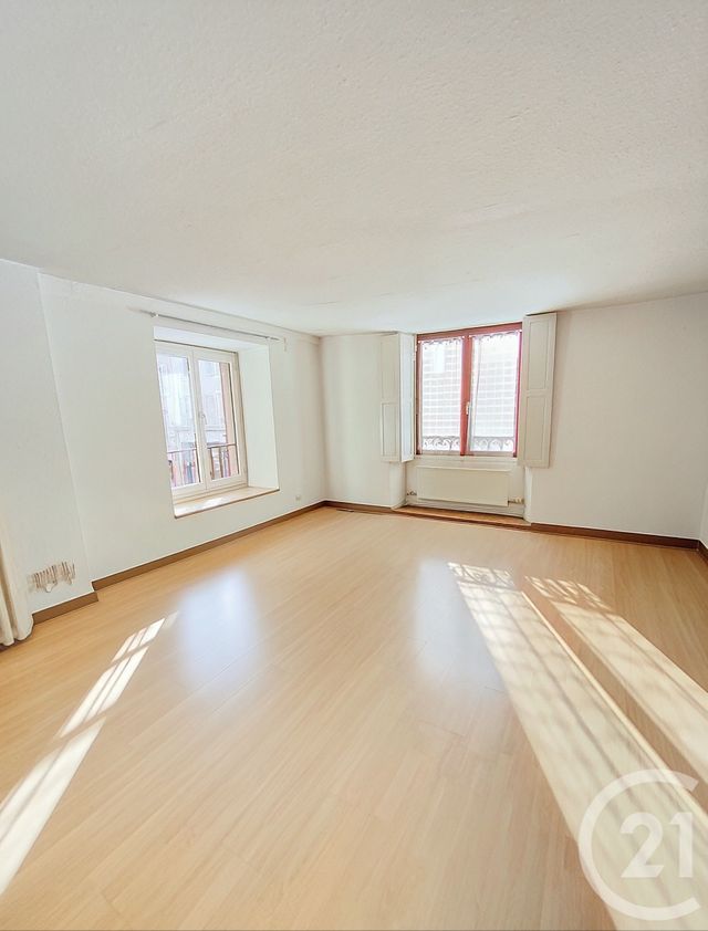 Appartement F1 à louer - 1 pièce - 32.49 m2 - CLERMONT FERRAND - 63 - AUVERGNE - Century 21 Stéphane Roume Immobilier