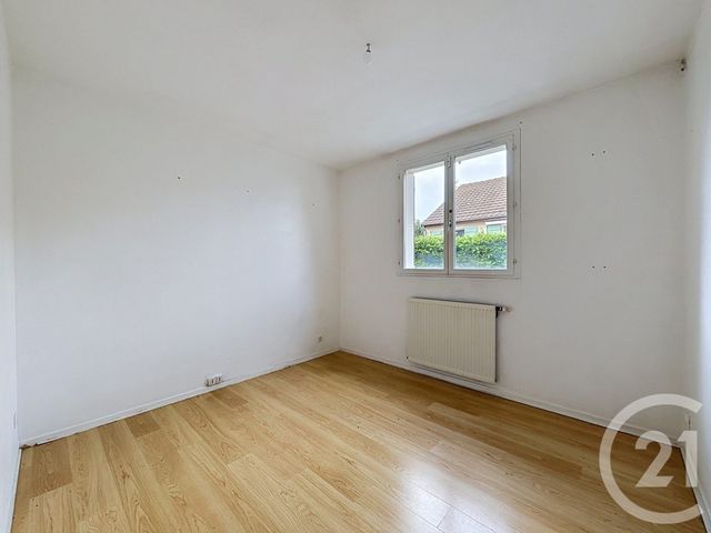 maison à vendre - 6 pièces - 118.0 m2 - PERIGNAT LES SARLIEVE - 63 - AUVERGNE - Century 21 Stéphane Roume Immobilier