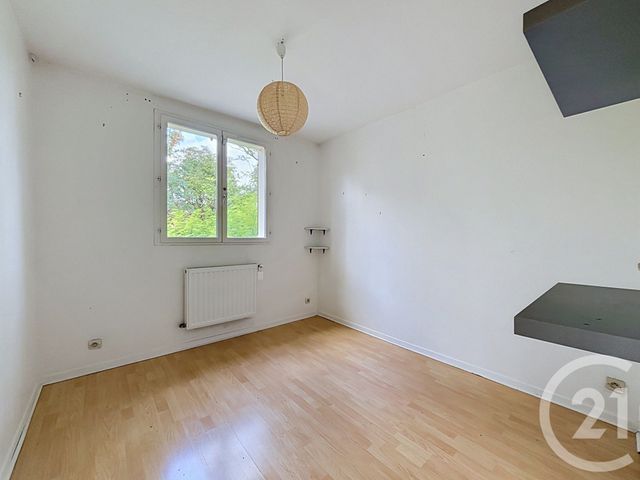 maison à vendre - 6 pièces - 118.0 m2 - PERIGNAT LES SARLIEVE - 63 - AUVERGNE - Century 21 Stéphane Roume Immobilier