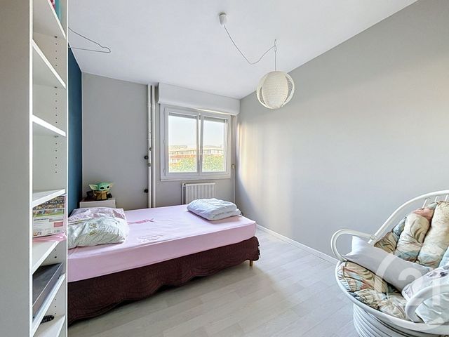 Appartement F5 à vendre - 5 pièces - 93.83 m2 - CLERMONT FERRAND - 63 - AUVERGNE - Century 21 Stéphane Roume Immobilier