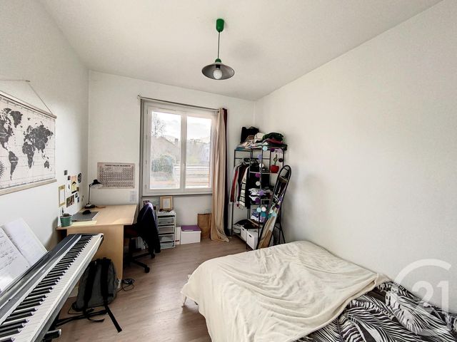 Appartement F3 à louer - 3 pièces - 51.14 m2 - CLERMONT FERRAND - 63 - AUVERGNE - Century 21 Stéphane Roume Immobilier