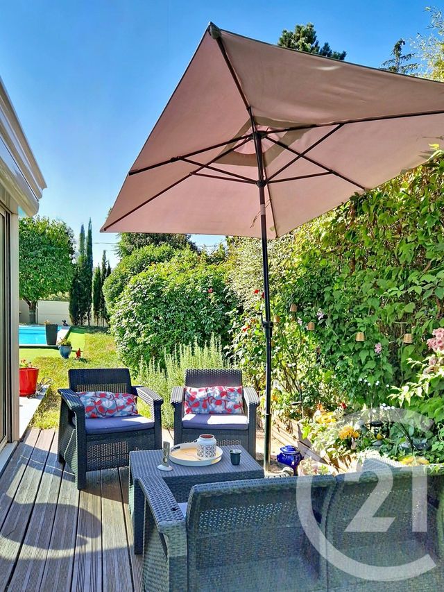 maison à vendre - 5 pièces - 119.0 m2 - CLERMONT FERRAND - 63 - AUVERGNE - Century 21 Stéphane Roume Immobilier