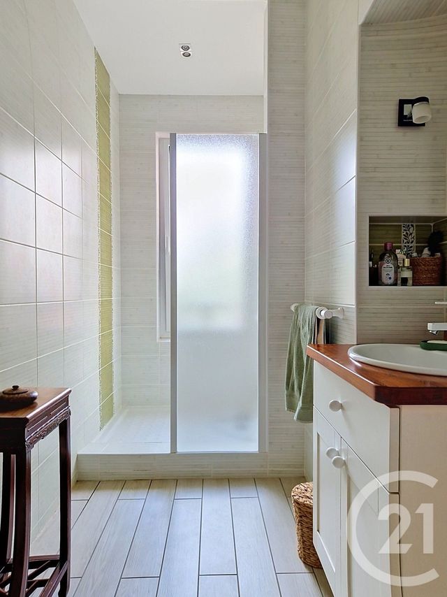 maison à vendre - 12 pièces - 220.0 m2 - CLERMONT FERRAND - 63 - AUVERGNE - Century 21 Stéphane Roume Immobilier