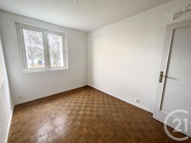 Appartement F5 à louer - 5 pièces - 79.08 m2 - CLERMONT FERRAND - 63 - AUVERGNE - Century 21 Stéphane Roume Immobilier