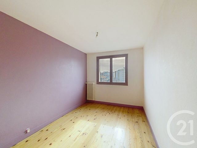 Appartement F3 bis à louer - 3 pièces - 62.13 m2 - CLERMONT FERRAND - 63 - AUVERGNE - Century 21 Stéphane Roume Immobilier