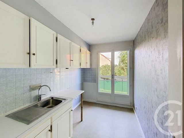 Appartement F3 à louer - 3 pièces - 59.67 m2 - BEAUMONT - 63 - AUVERGNE - Century 21 Stéphane Roume Immobilier