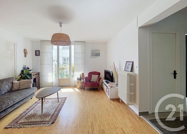 Appartement F4 à vendre - 4 pièces - 95.99 m2 - CLERMONT FERRAND - 63 - AUVERGNE - Century 21 Stéphane Roume Immobilier