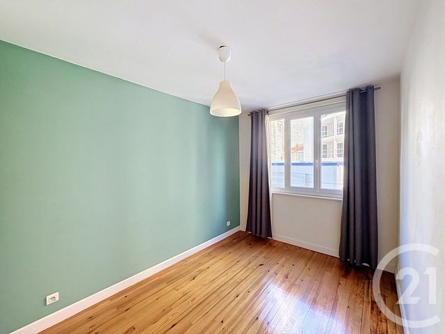 Appartement F3 à louer - 3 pièces - 60.16 m2 - CLERMONT FERRAND - 63 - AUVERGNE - Century 21 Stéphane Roume Immobilier